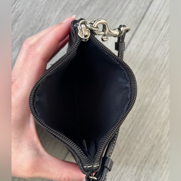 EUC Coach black wristlet w/hangtag - Picture 8 of 10